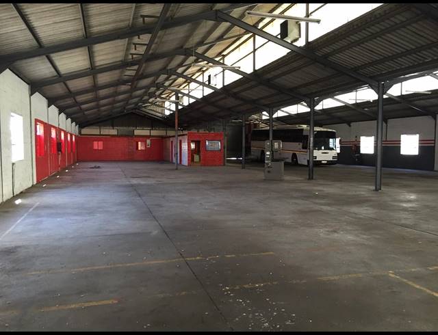 1,300M² FACTORY FOR SALE IN BEACONVALE